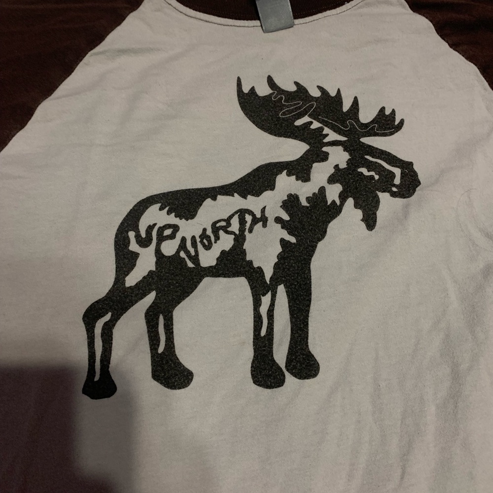 Long sleeve moose shirt brown and creme casual